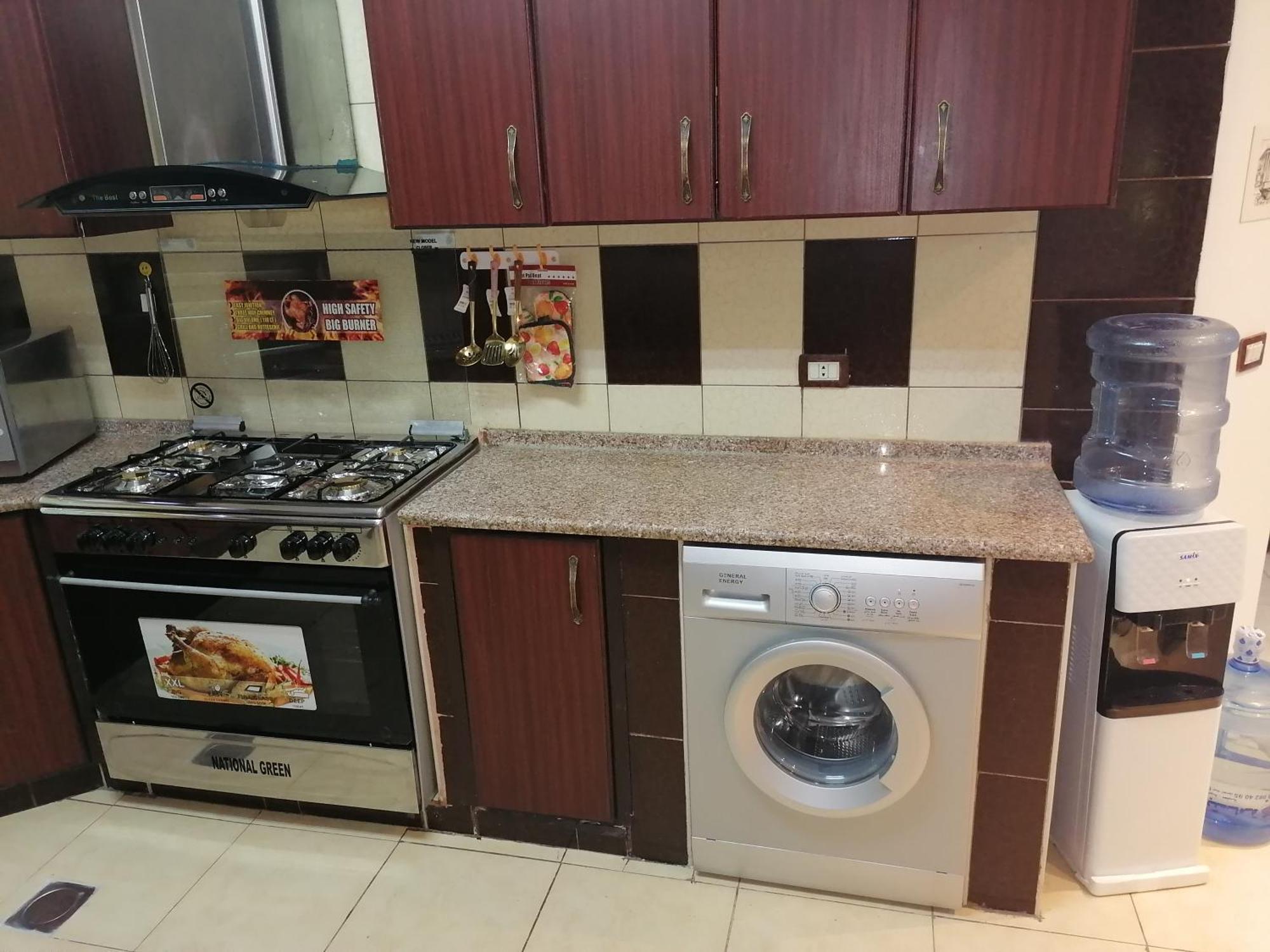 Yaso Roof & Apartments Аман Екстериор снимка