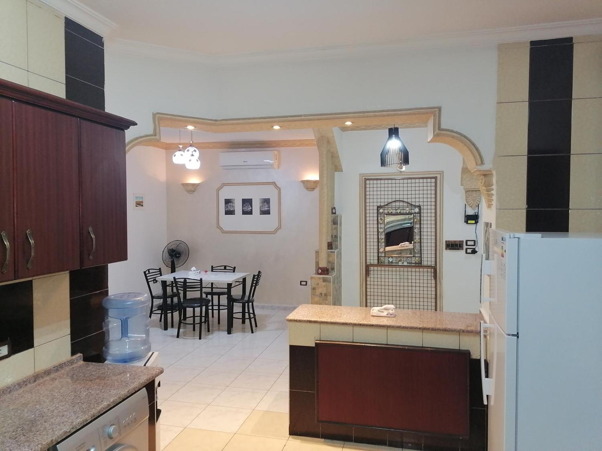 Yaso Roof & Apartments Аман Екстериор снимка
