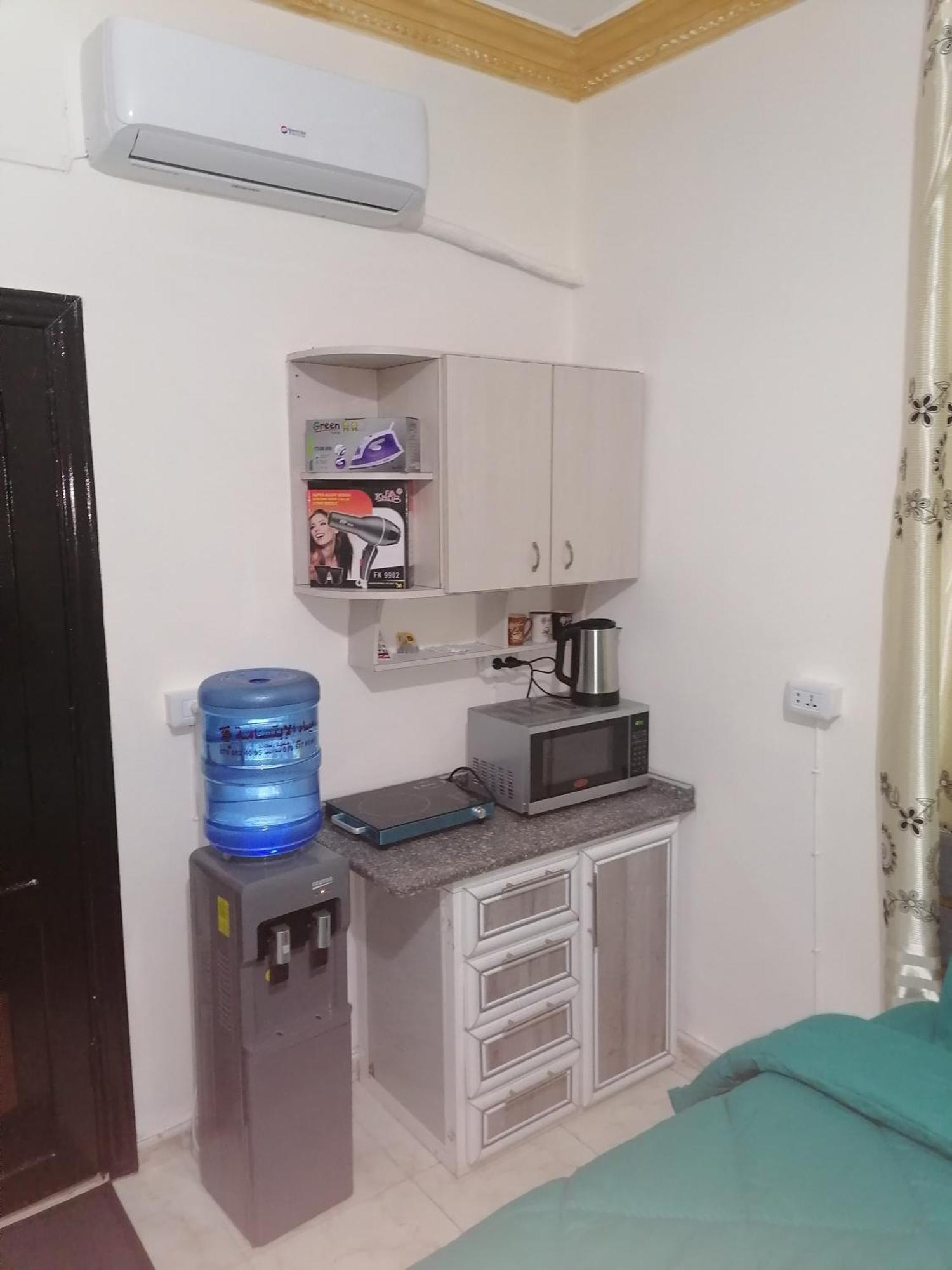 Yaso Roof & Apartments Аман Екстериор снимка