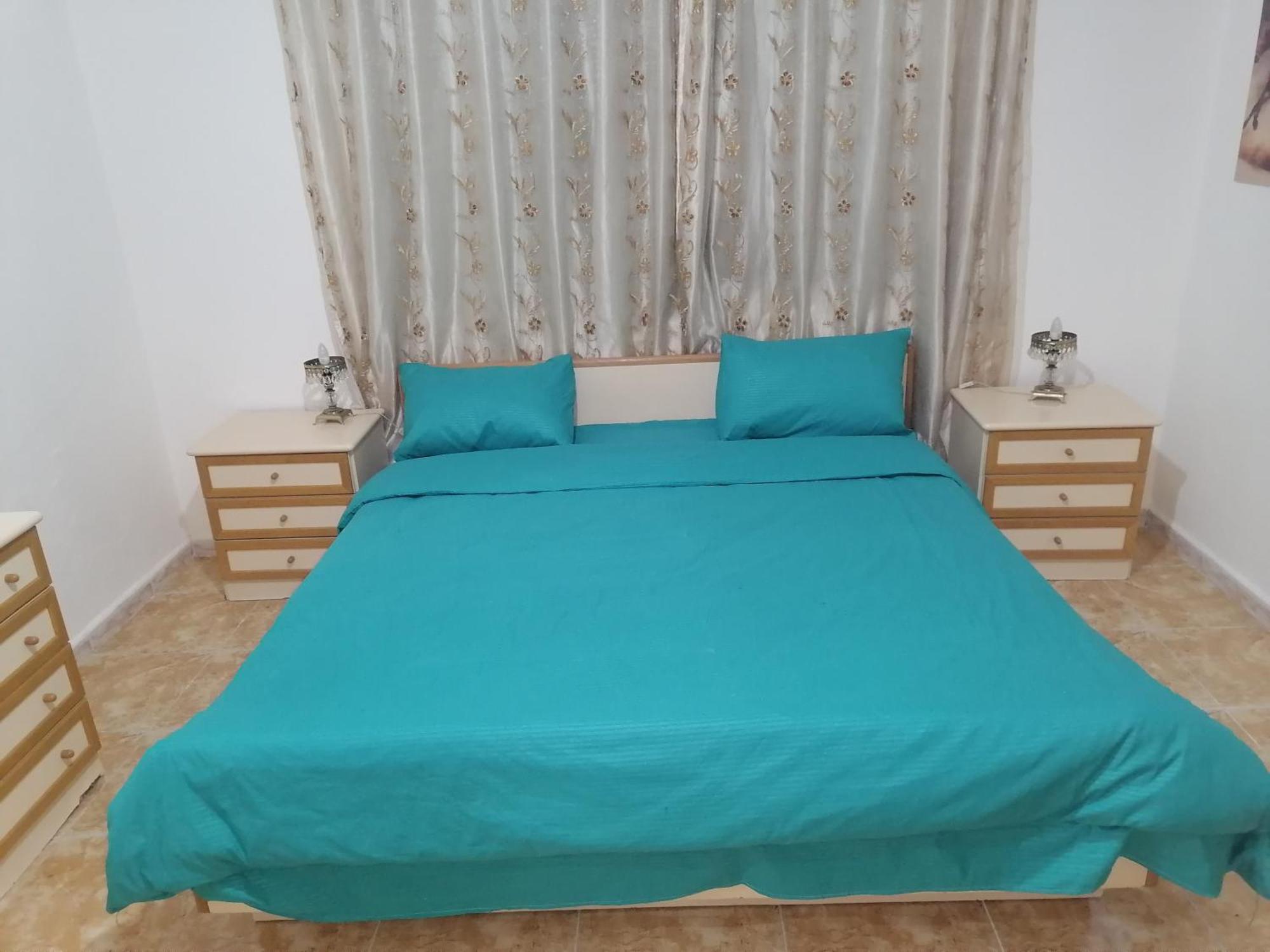Yaso Roof & Apartments Аман Екстериор снимка