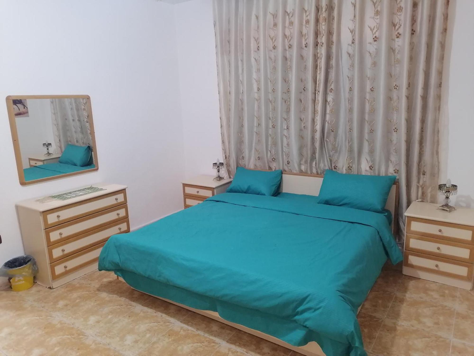 Yaso Roof & Apartments Аман Екстериор снимка